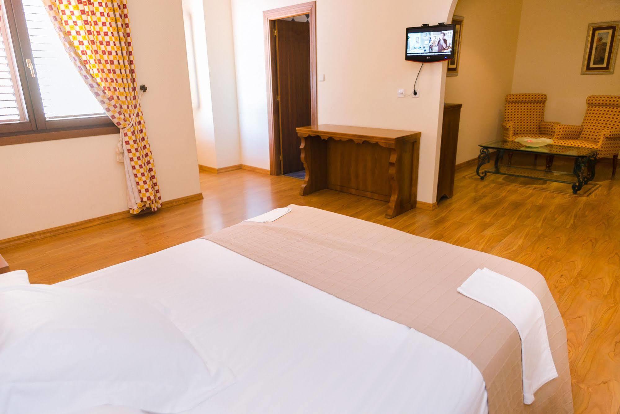 Complejo Hostelero Paladium Villamartín Exteriér fotografie